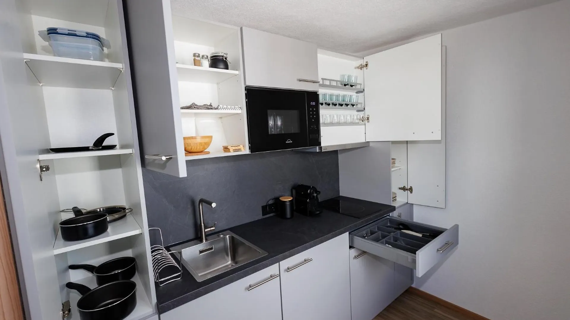Innside Apartments Innsbruck 0*,  Austria